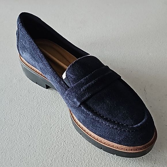 Clarks Shoes - NIB Navy Suede Westlynn Bay Slip Ons by Clark, Size 8.5 Wide